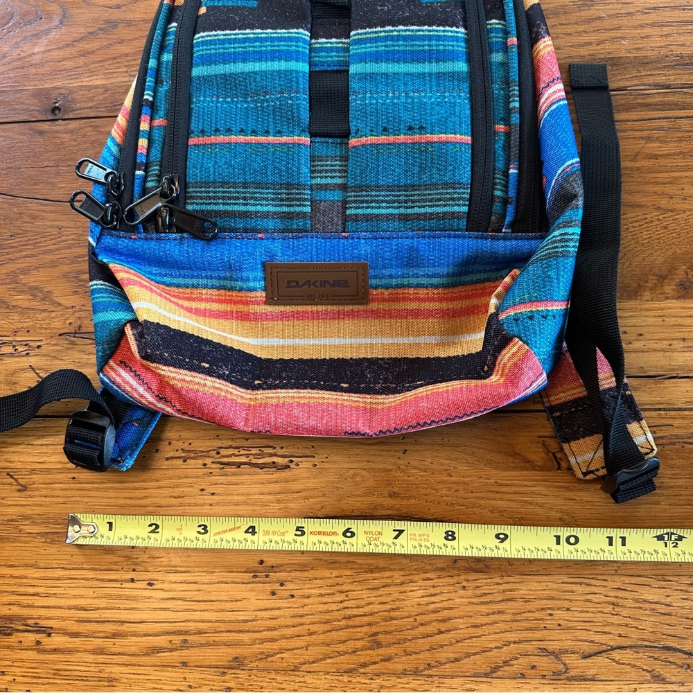 SOLD - Dakine Cosmo 6.5L Mini Backpack EUC - Picture 4 of 14